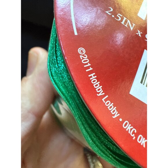 Green Tulle Christmas Ribbon 2.5IN X 90FT Hobby Lobby Craft Decor Crafting - Picture 5 of 6